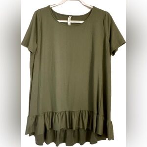 Zenana short sleeve top with ruffled bottom trim